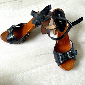 Shoes Guess Size 9